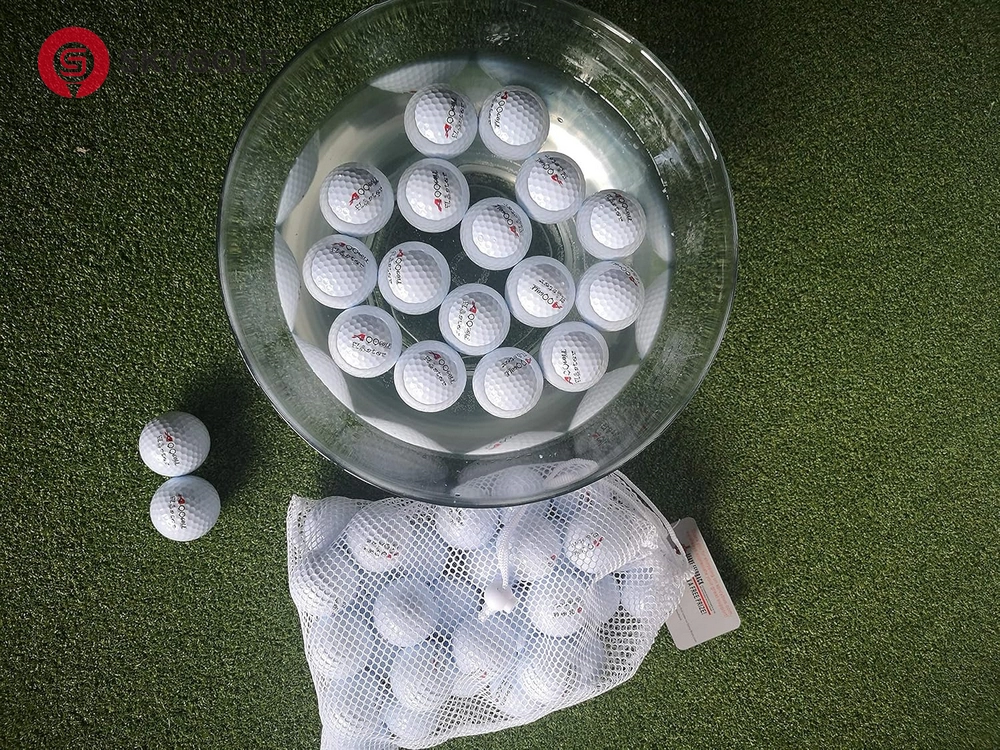 Bóng golf nổi màu trắng