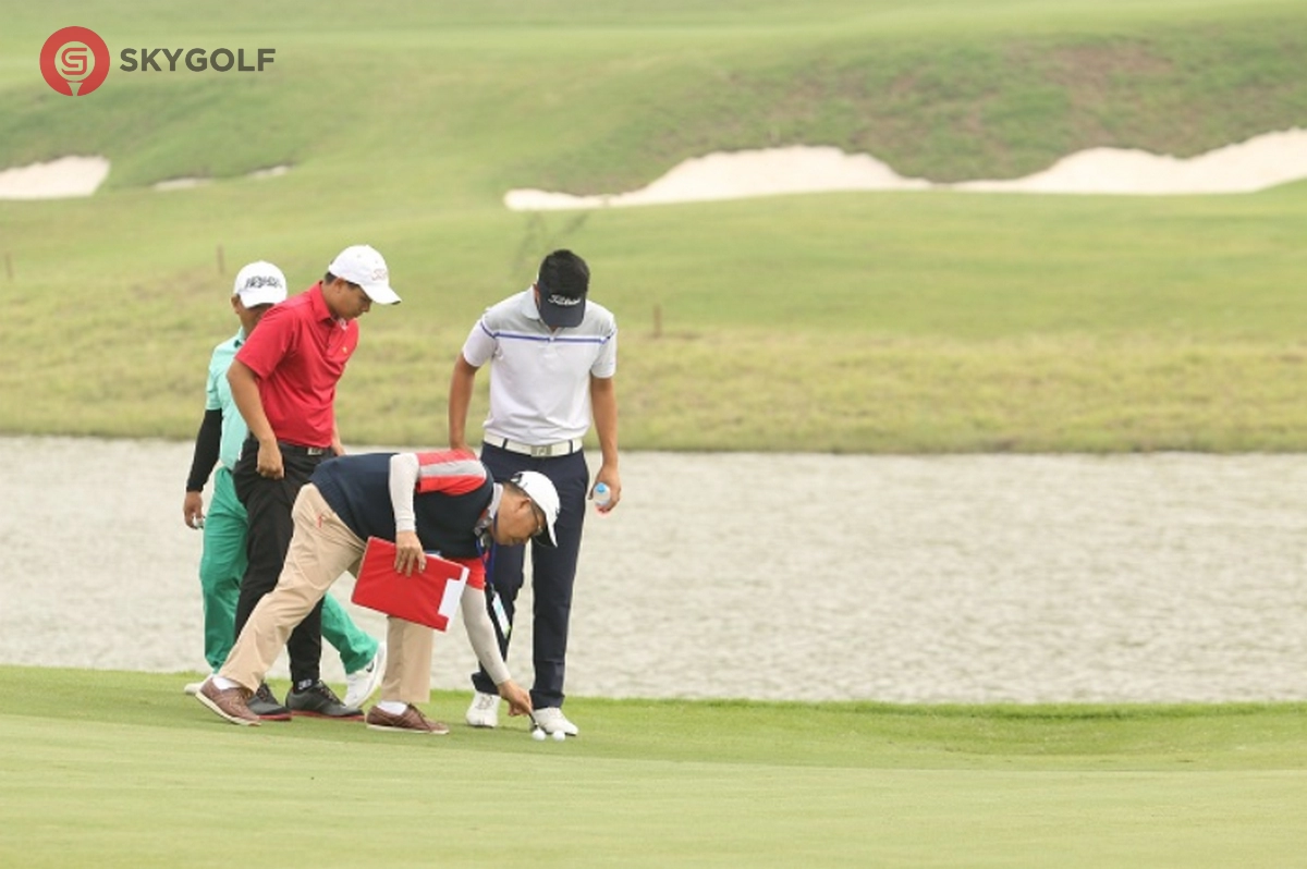 Các tình huống dẫn đến bóng không chơi được