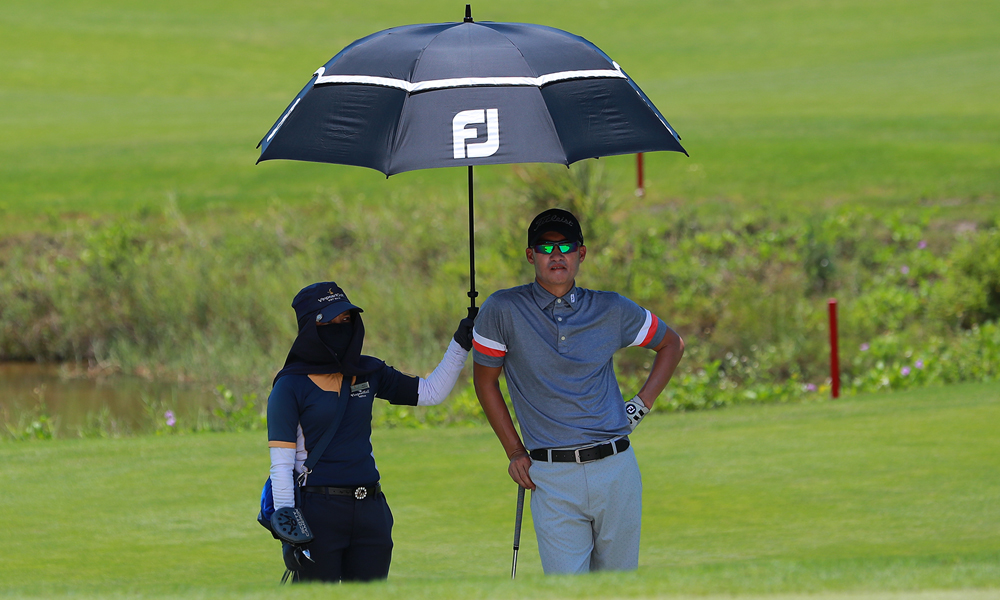 Dù golf có thiết kế đặc biệt hơn so với ô dù thông thường