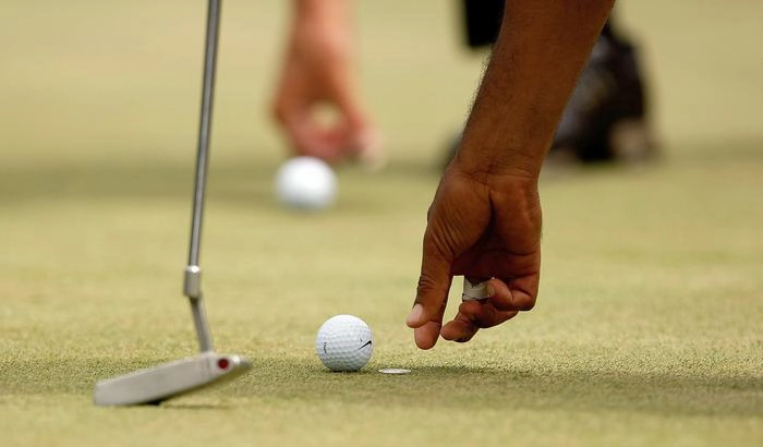 6 quy tắc trong luật Golf trên Green golfer cần nắm rõ