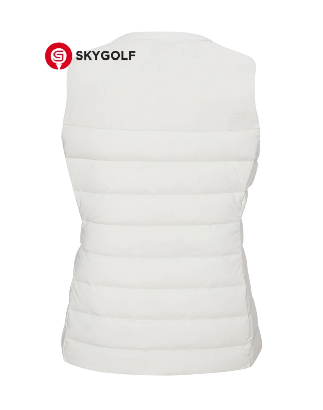 mặt sau áo vest golf Hazzys dáng xuông nhẹ màu kem