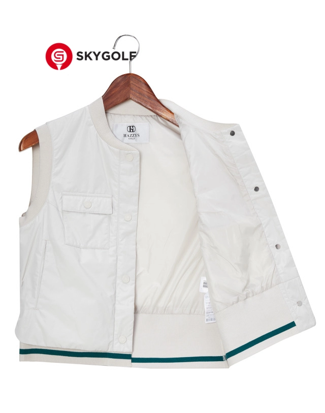 mặt trong áo vest Hazzys mỏng có túi ngực màu trắng ngà