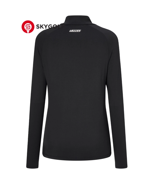 mặt sau áo thun Hazzys golf đen cổ cao có logo Point