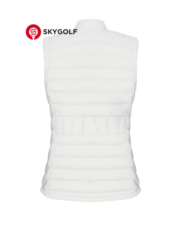 mặt sau áo vest hazzys màu trắng