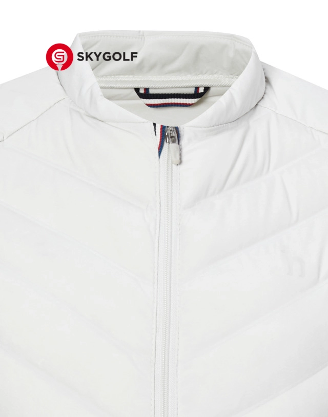 cổ áo vest hazzys màu trắng