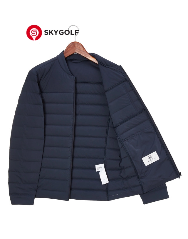 bên trong áo khoác hazzys màu xanh navy