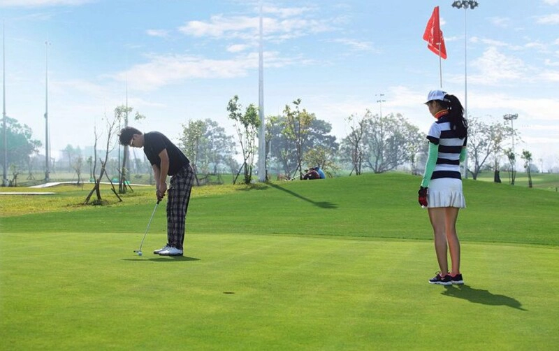 Cảnh quan tại sân tập golf Hà Đông Cảnh quan tại sân tập golf Hà Đông