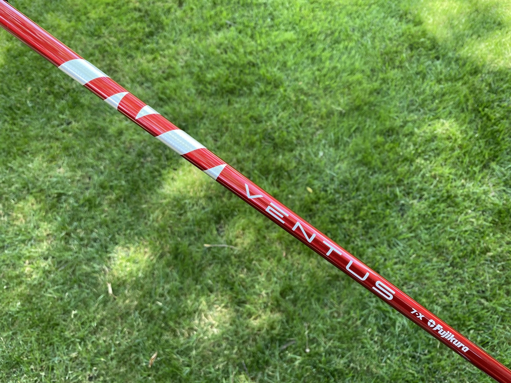 Cán gậy Ventus đỏ